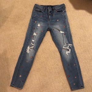 Excellent condition LUCKY BRAND floral jeans